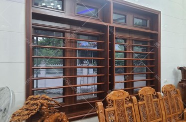 10+ mẫu cửa sổ phòng khách thép vân gỗ cho ngôi nhà đẹp lung linh