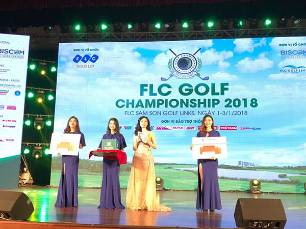 Cửa thép vân gỗ tài trợ cho giải golf FLC Championship 2018