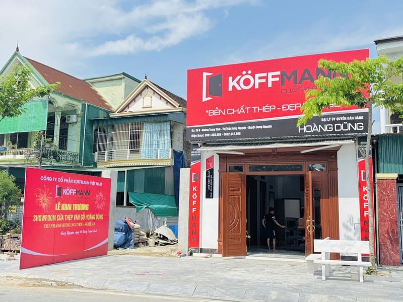 Lễ khai trương đại lý cửa thép vân gỗ tại Nghệ An - Koffmann Hoàng Dũng