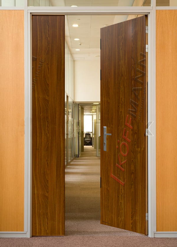 Có nên lắp đặt cửa hành lang