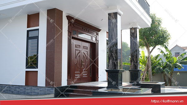 sản phẩm cửa thép vân gỗ Luxury KL-22.01-2TK