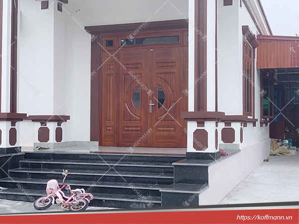 cửa thép vân gỗ Luxury KL-41.01.03-4TK koffmann