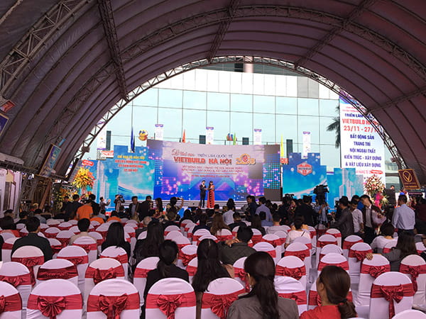 Sức nóng cửa thép vân gỗ Koffmann tại sự kiện Vietbuild 11/2018